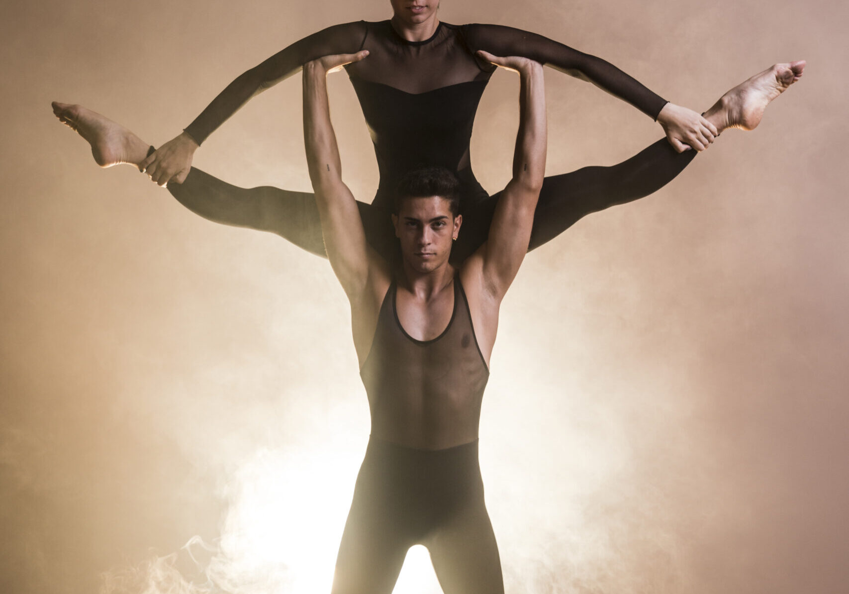 front-view-acrobat-ballet-performance